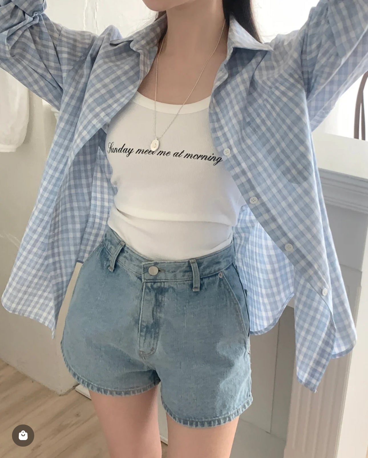 Minji checkered shirt blue