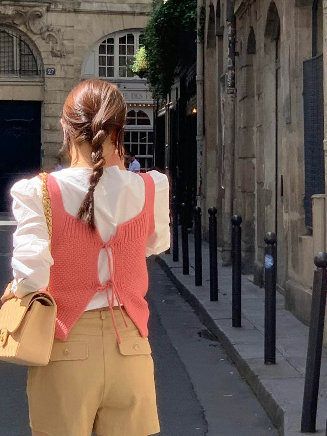 Sofia white blouse with pink wool knitted vest set