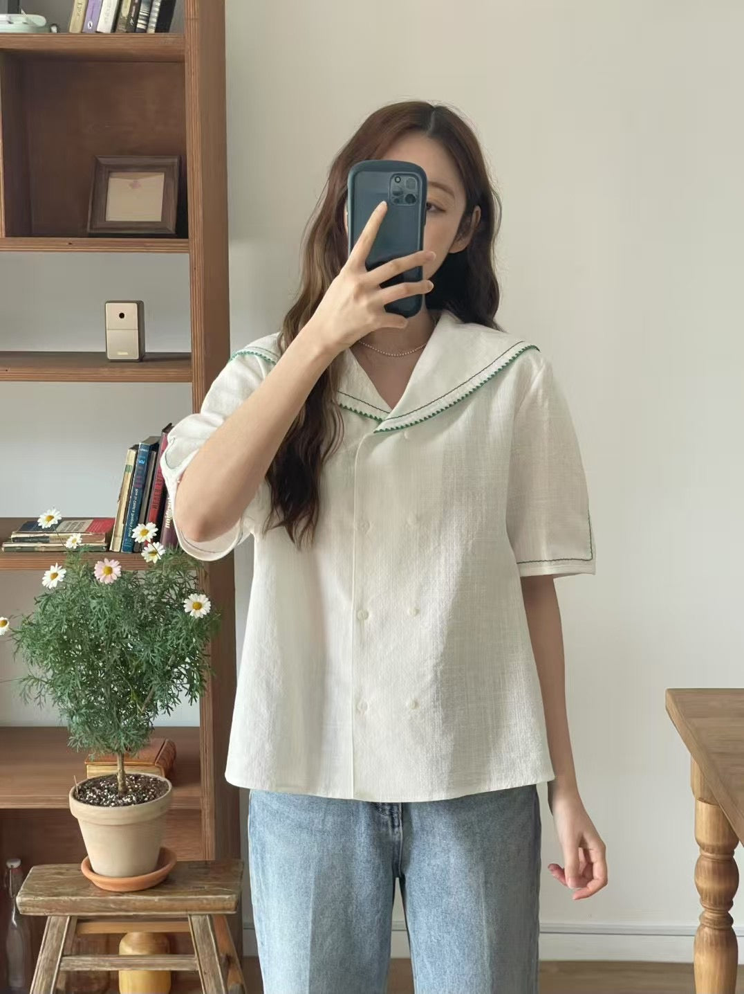 Clover sailor collar blouse