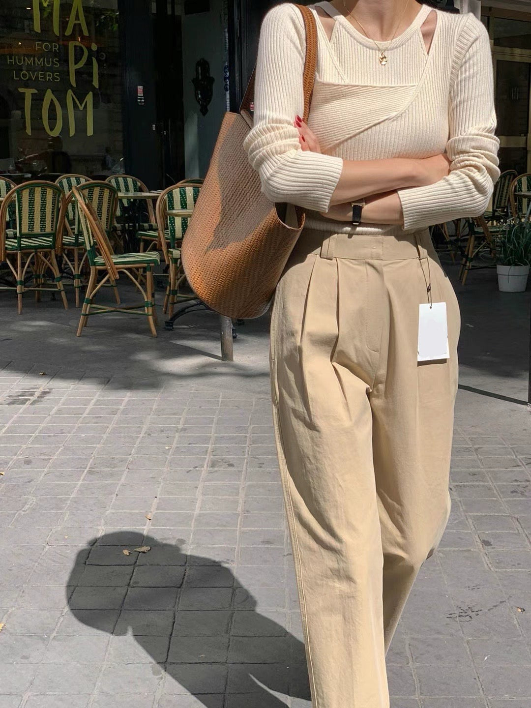 Alice fake two-piece set of long-sleeved knitwear (Cream)