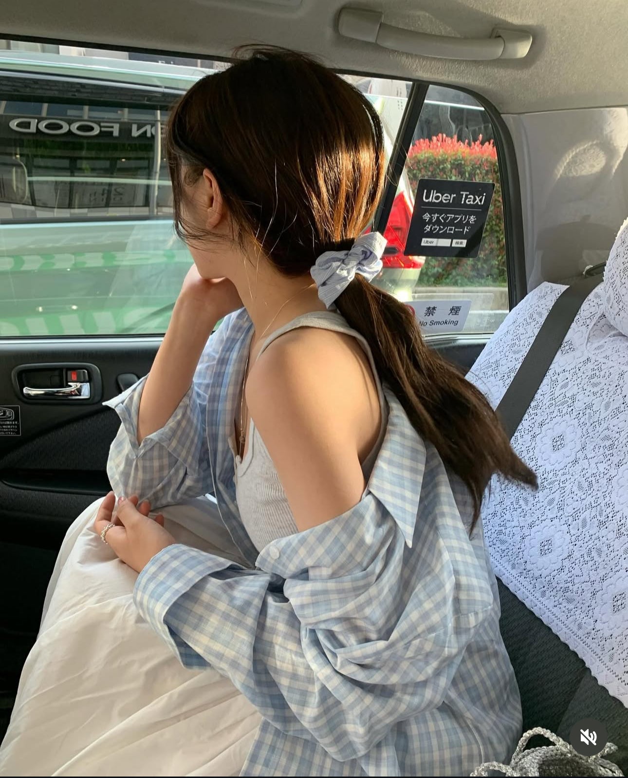 Minji checkered shirt blue