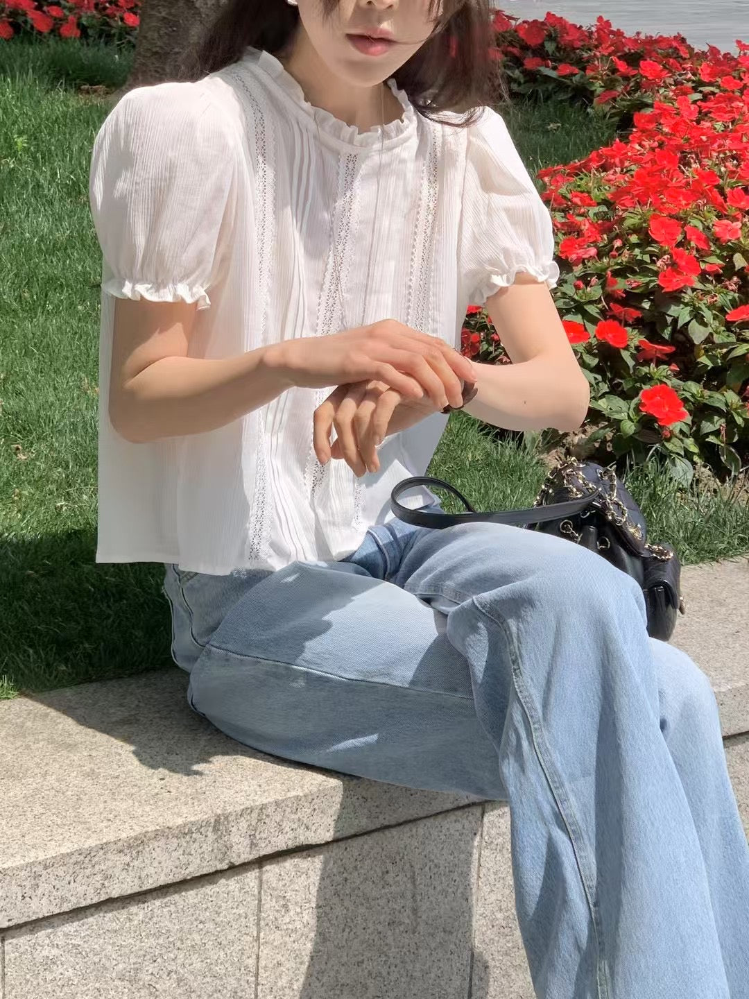 Sweet lace puff blouse