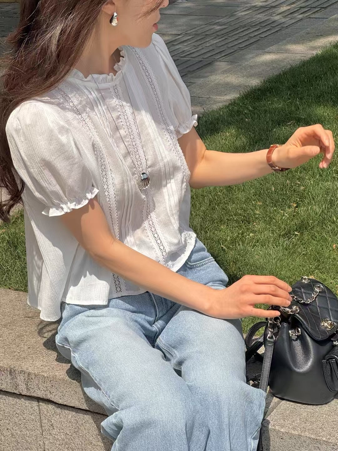 Sweet lace puff blouse