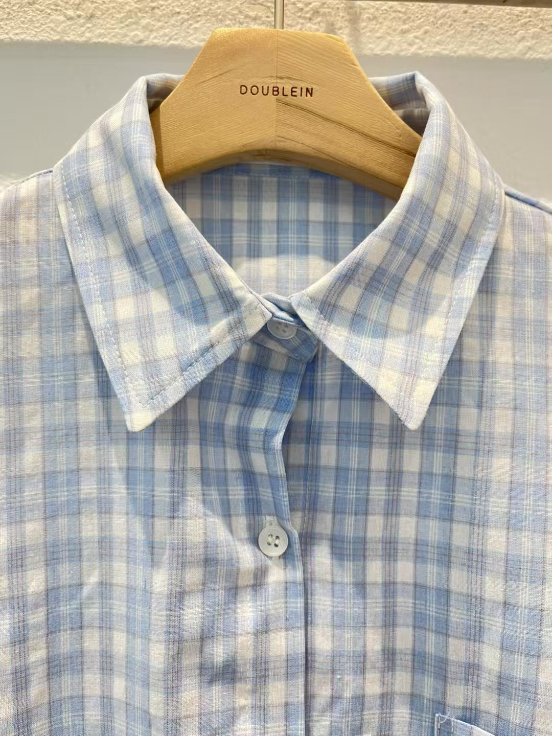 Minji checkered shirt blue