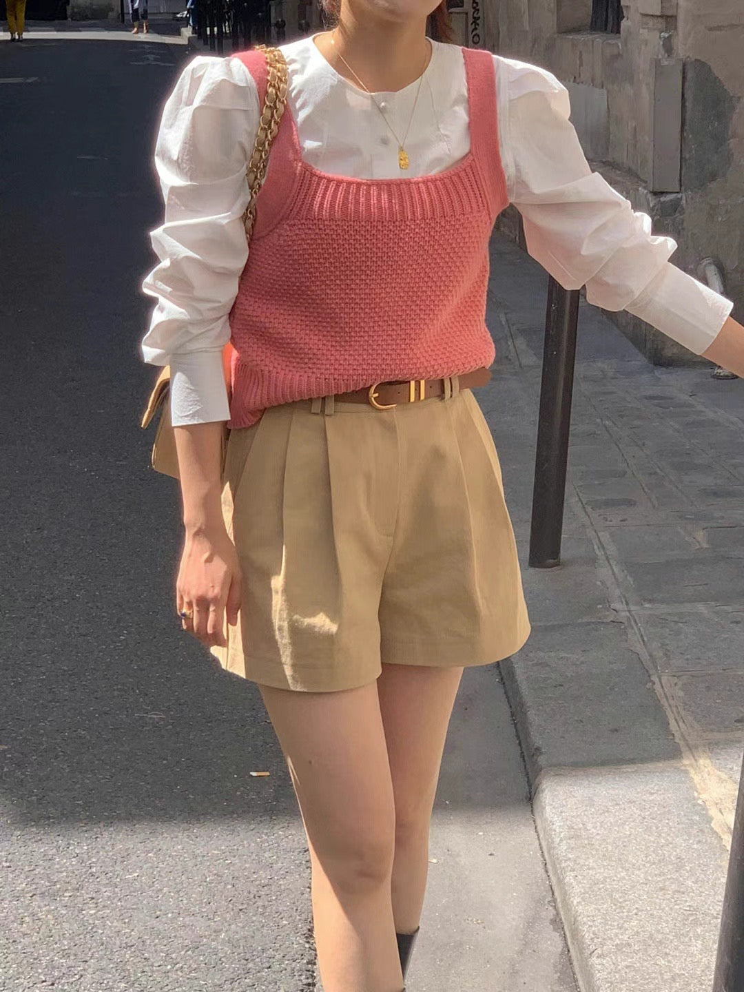 Sofia white blouse with pink wool knitted vest set